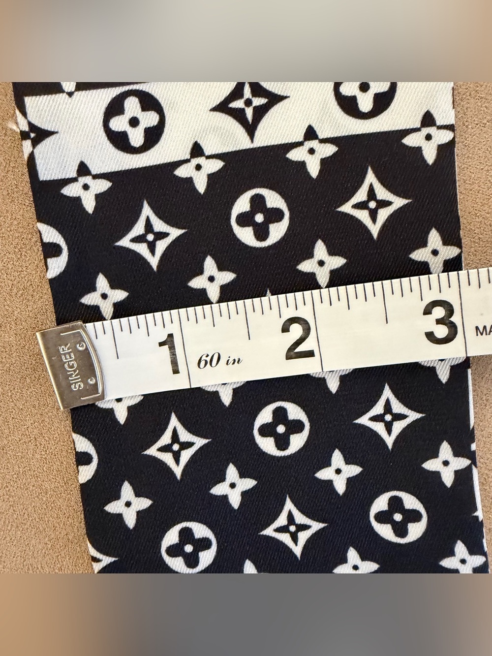 Chic Black & White Monogram Bandana Print Twilly Skinny Scarf - New (Longer) - Picture 8 of 8